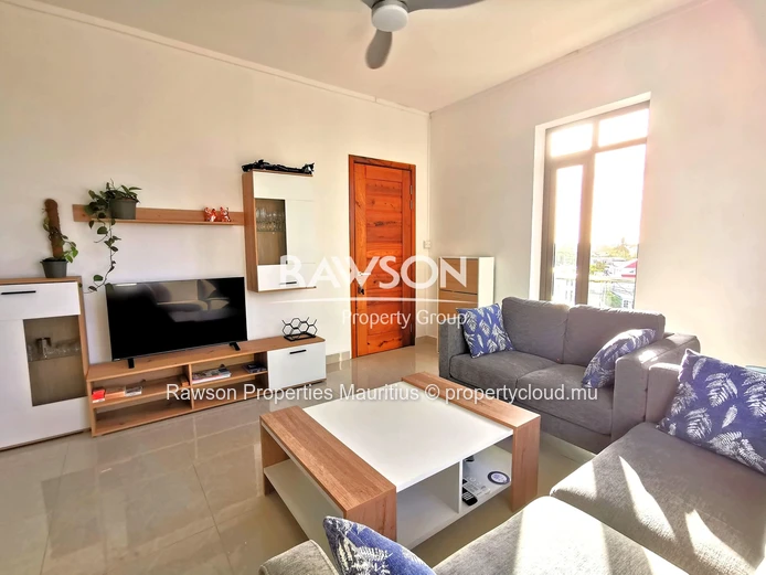 MIDTERM RENTAL – PENTHOUSE WITH PRIVATE ROOFTOP POOL  - 2 Bed, 2 Bath