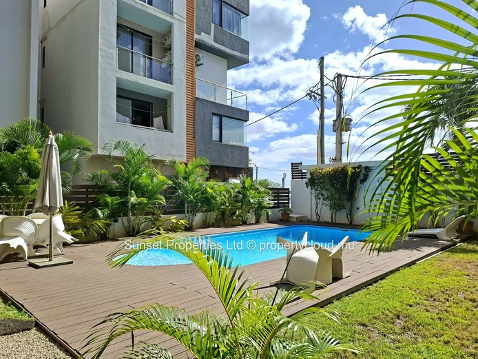 Apartment | 3 bedrooms | Shaded terrace