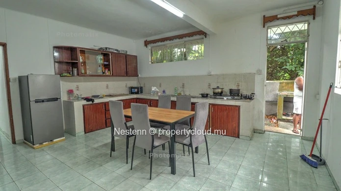 9-room dormitory 
