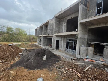 2 Bedroom Townhouse, Duplex