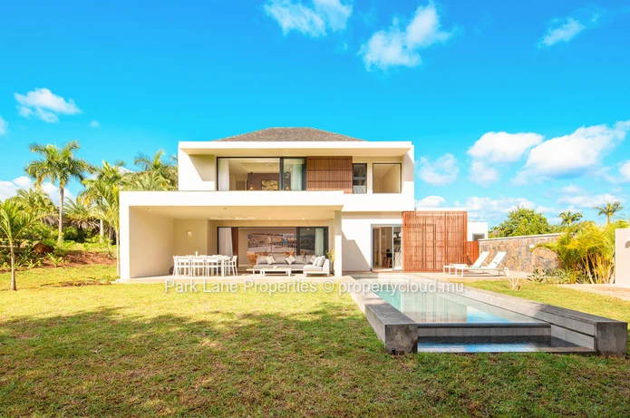 Villa de golf contemporaine et meublée à vendre au sein de Heritage Villas Valriche