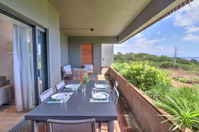 Rare appartement en pleine propriété de 3 chambres avec accès mer sur la côte Ouest