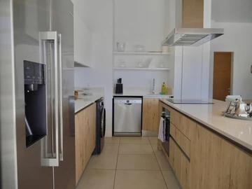4 Bedroom Apartment