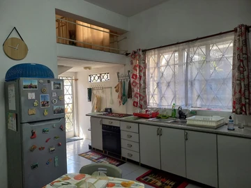 8 Bedroom House