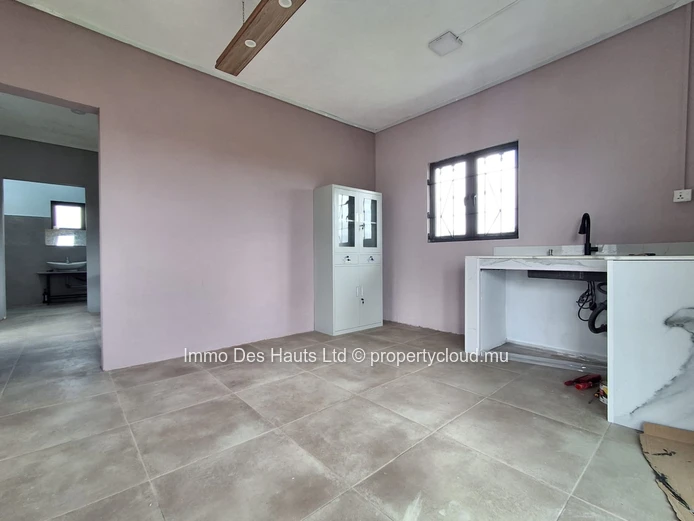 Nouveau projet résidentiel de 4 studios à vendre à New Grove