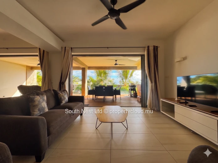 Résidence de 3 chambres en bord de mer avec piscine privée à Black River 