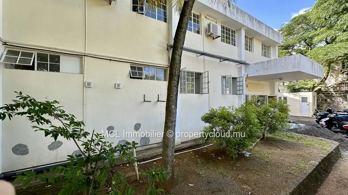 Entrepot de 660m² à Goodlands