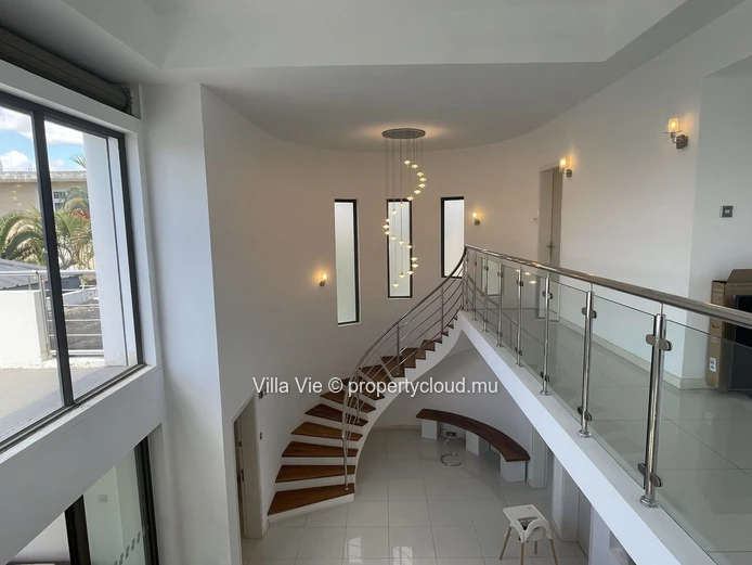 Péreybère - Magnifique villa de 4 chambres avec piscine privée
