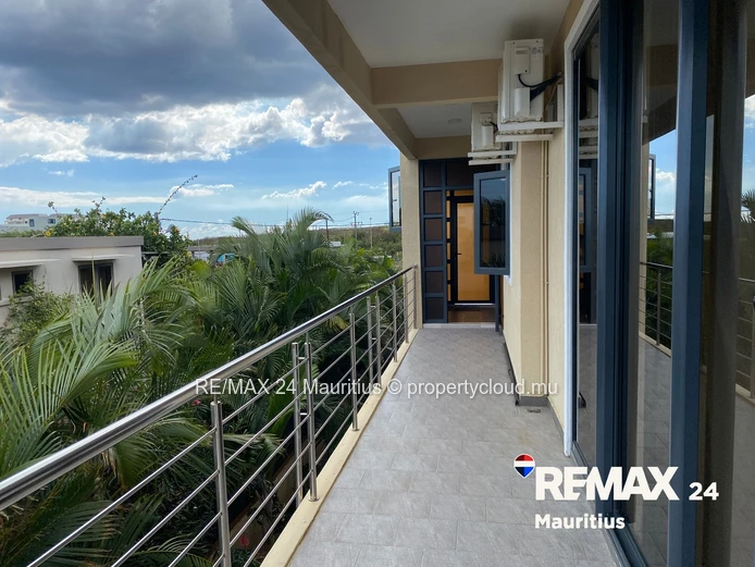 Furnished Apartment with Rooftop in Flic en Flac