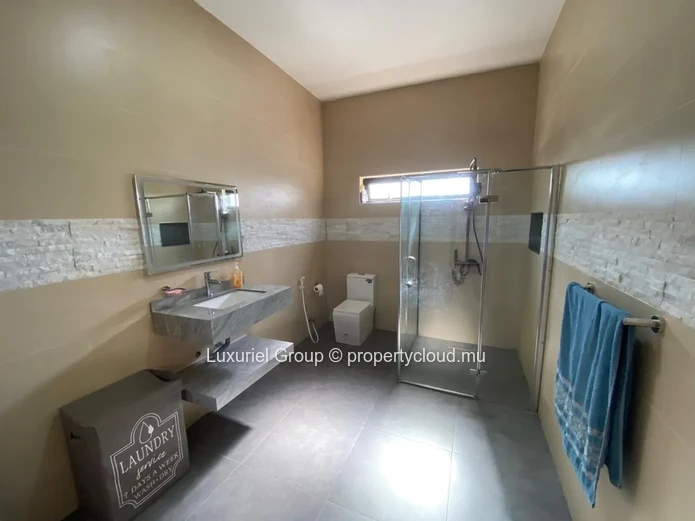 Magnifique appartement de 2 chambres dans une villa exclusive