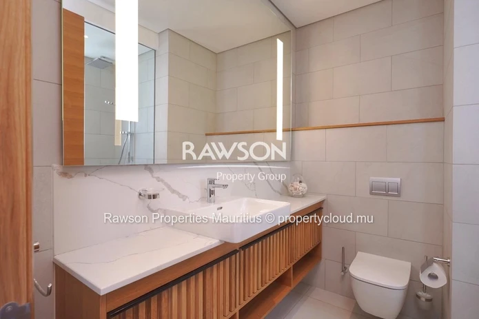 Brand New Ground Floor Apartment On A Golf Estate - €