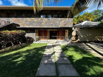 5 Bedroom Villa