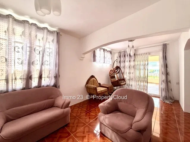 Houses / Villas - 3 bedrooms - Beau Bassin