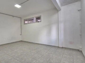12 Bedroom Building