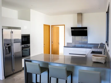 4 Bedroom Villa