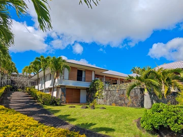 4 Bedroom Villa
