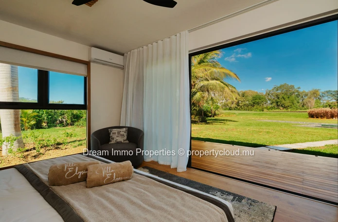 Elégante villa 3 chambres avec vue golf & montagne à Anahita – Ile Maurice