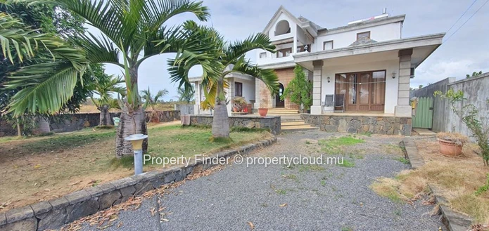 Villa de luxe à vendre dans l'Est