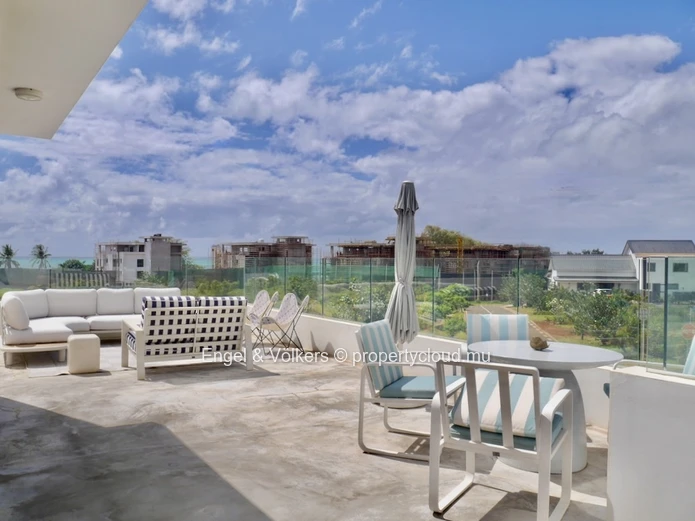 Stunning 3-Bedroom Stand-Alone Villa with Ocean Views in a Smart City