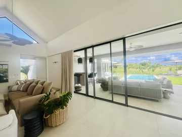 4 Bedroom Villa