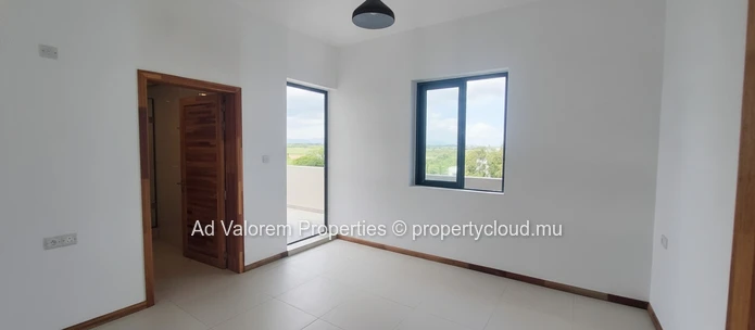 À vendre – Penthouse lumineux avec vue panoramique à Grand Baie !