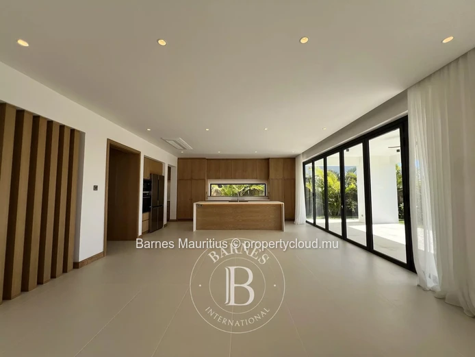 AZURI RESORT - Villa contemporaine de 4 chambres