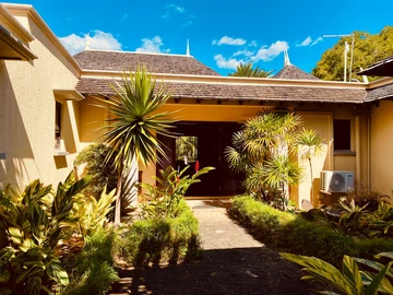 5 Bedroom Villa