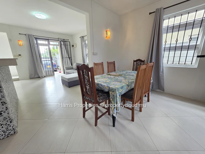 Beautiful 2-bedroom house for rent in Mont Choisy