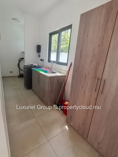 Exclusive 3 En-Suite Bedroom Villa with Landscaped Garden
