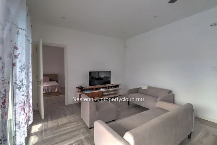 Villa moderne de plain-pied avec 3 chambres à proximité des commodités.