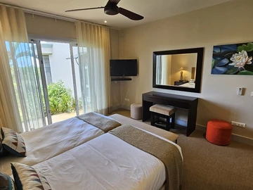 Fully renovated three bedroom Villa 