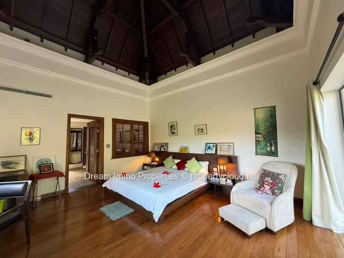 Élégante Villa De 4 Chambres Avec Accès Plage A Bel Ombre - Ile Maurice