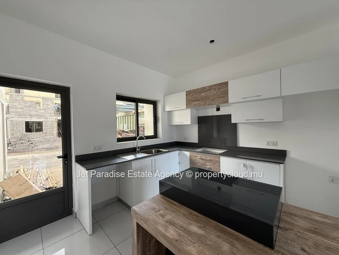 Ground Floor Apartment in Flic en Flac