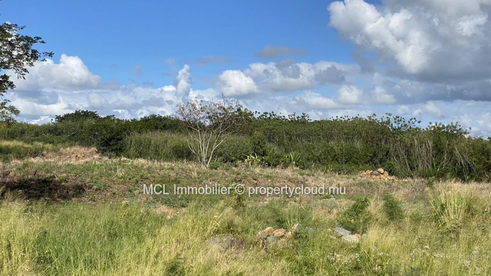 Land for sale in Anse la raie