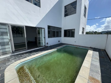 7 Bedroom Villa