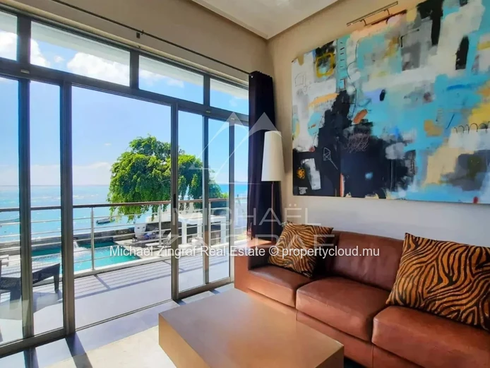 Mauritius – Exceptional 4-Bedroom Beachfront Villa with Panoramic Ocean Views in Pointe aux Canonniers
