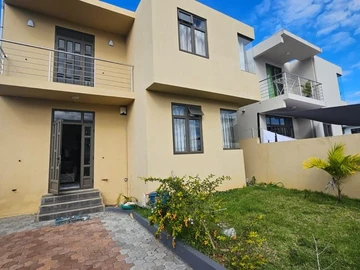 Maison de 4 Chambres