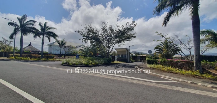 2 plots for sale in the gated morcellement of Mahe at Beau Vallon