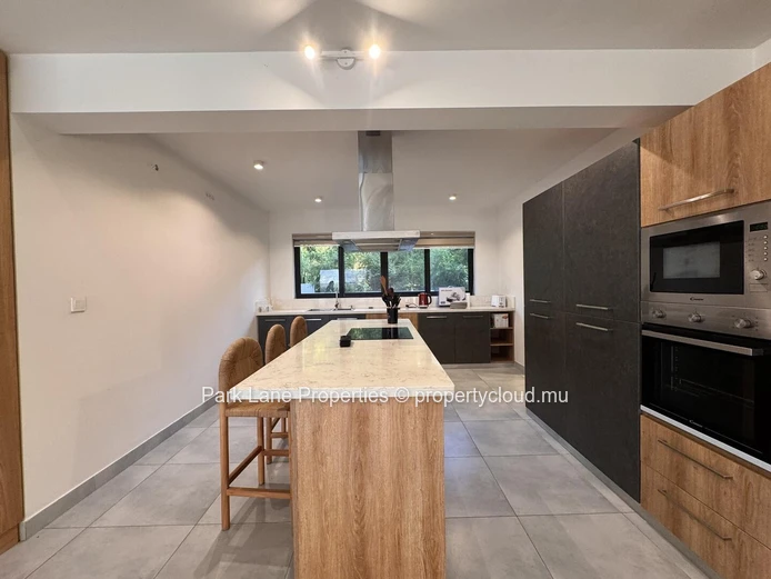 Superbe appartement avec vue mer