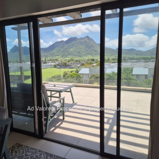 EXCEPTIONAL PENTHOUSE – Les Promenades d'Helvétia, Moka