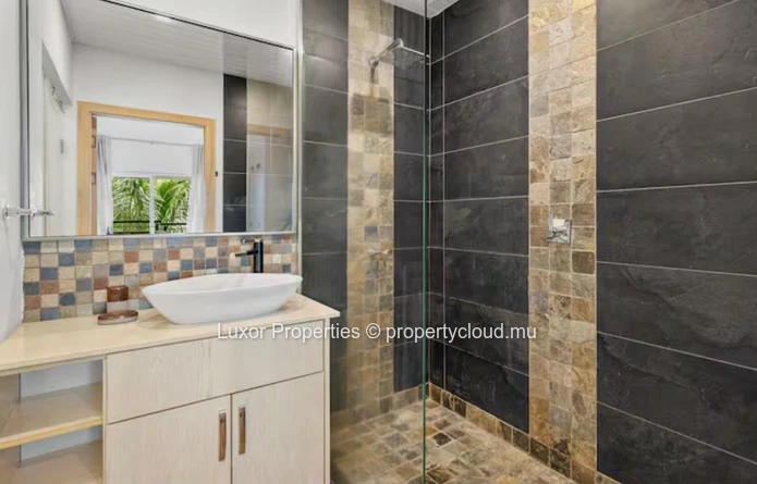  For Rent – Cape Bay Residence, Bain Boeuf