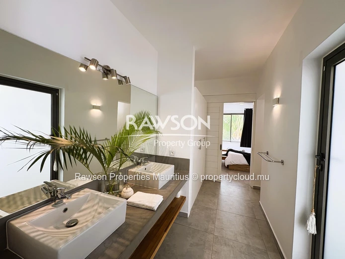 Elegant 3-Bedroom Townhouse With Private Pool |Mont Choisy | Secure Residence | Mauritian Citizens