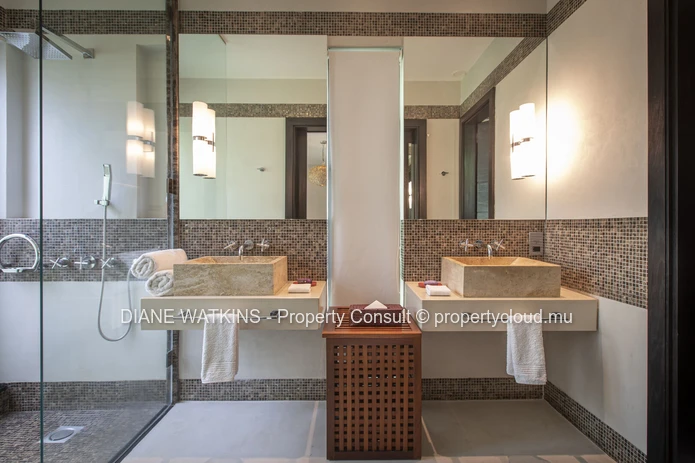 For Sale - Luxurious 5-Bedroom Villa in Anahita’s Lunea Neighbourhood