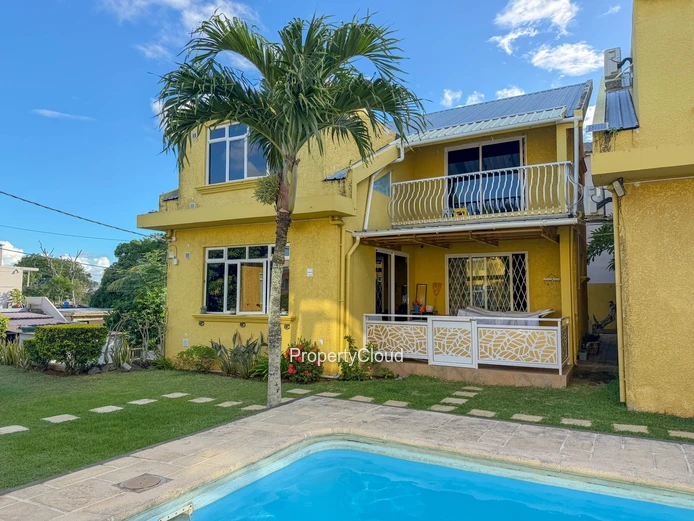 Duplex Privé à Grand Baie | Résidence Sécurisée