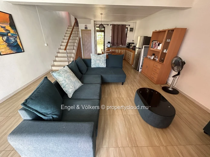 Charming Triplex House for Sale in Flic en Flac – Reserved for Mauritian Citizens