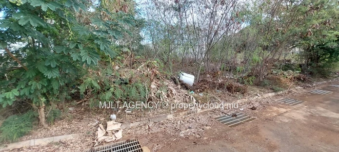 Terrain résidentiel - 570 m² Pointe aux Sables, Ouest