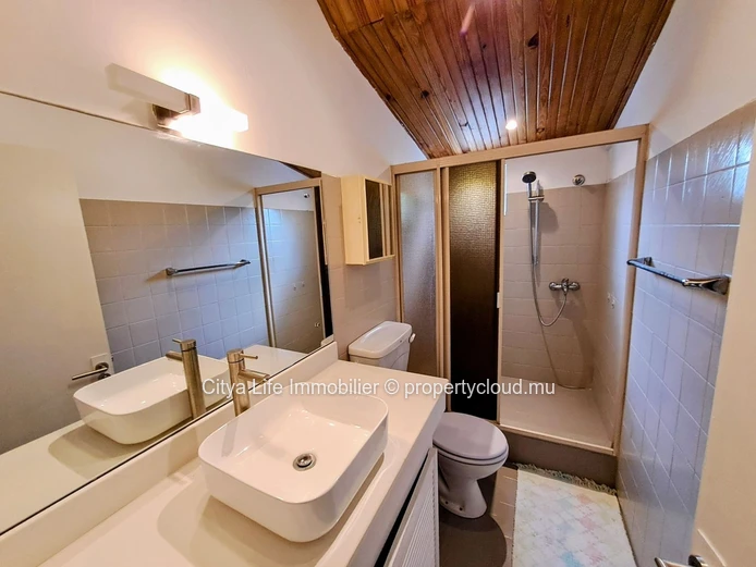 Luxurious Duplex with Communal Pool in Grand Baie - 140m² Living Space - Rs 14.9M - Must See!