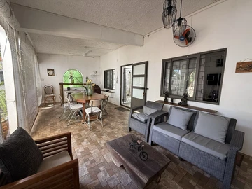 4 Bedroom Villa