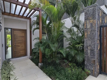 4 Bedroom Villa