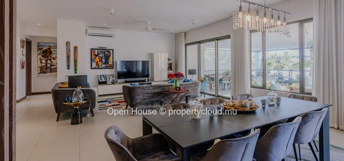 Pereybère # accès privé et vue mer # Penthouse de 359 m2  avec piscine privée et 3 chambres en suite # prix 1.700.000$